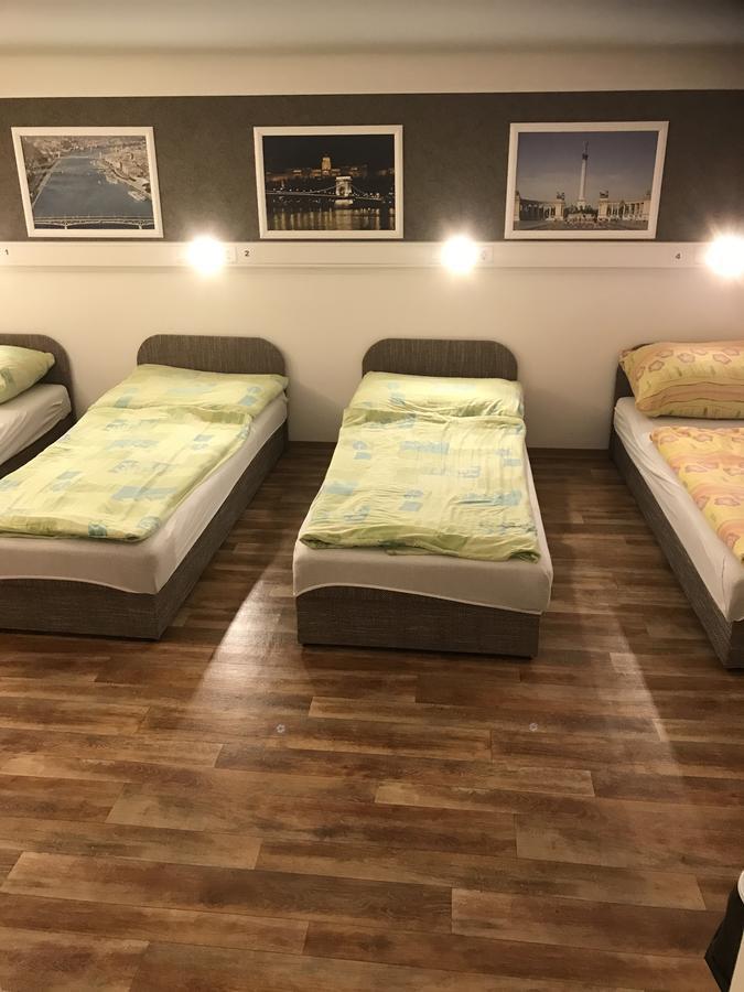 Opera Hostel Budapest Eksteriør billede