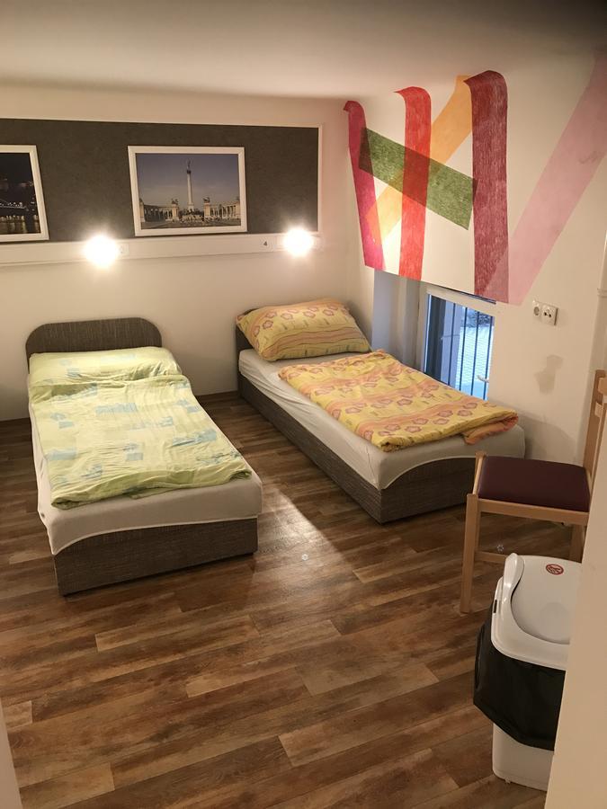 Opera Hostel Budapest Eksteriør billede
