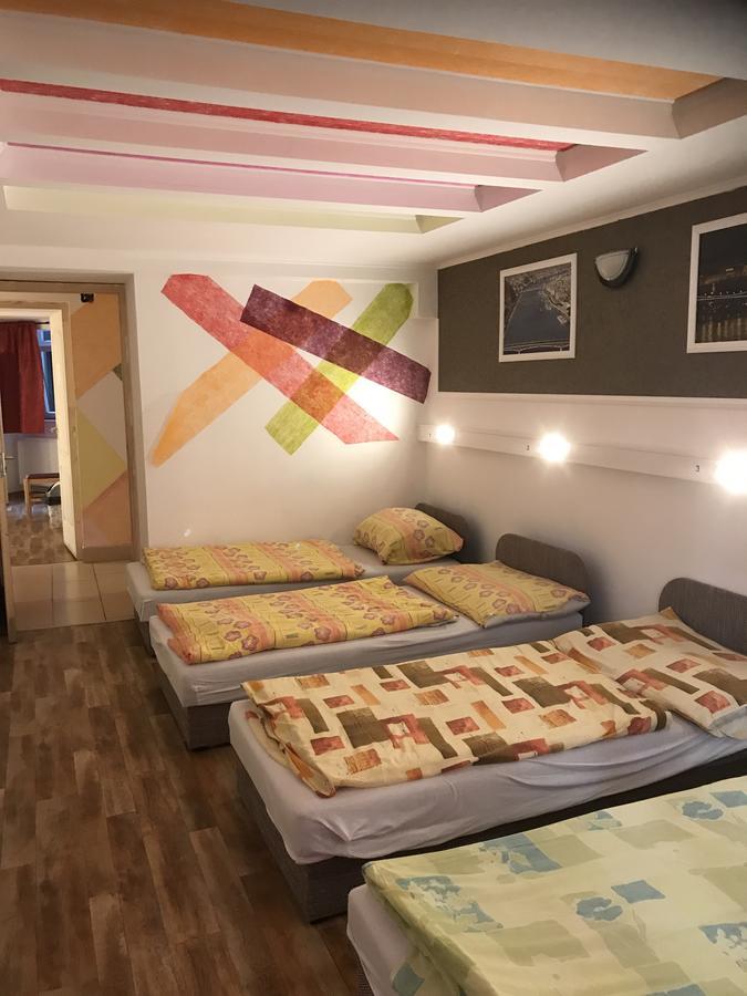 Opera Hostel Budapest Eksteriør billede