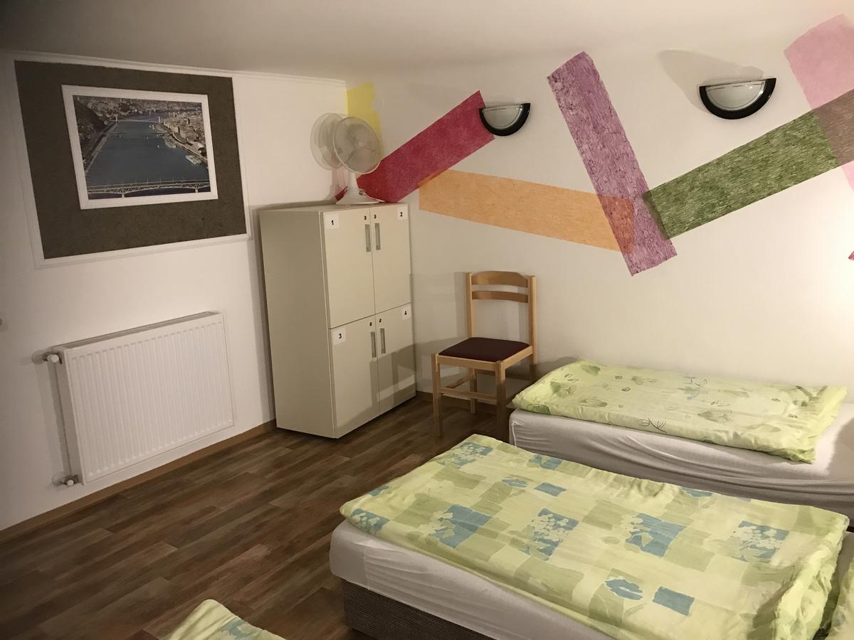 Opera Hostel Budapest Eksteriør billede
