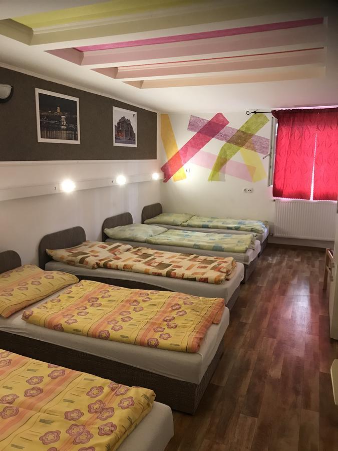 Opera Hostel Budapest Eksteriør billede