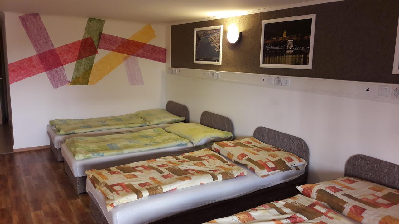 Opera Hostel Budapest Eksteriør billede