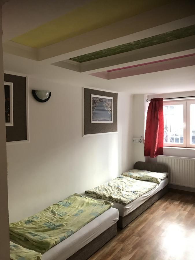 Opera Hostel Budapest Eksteriør billede