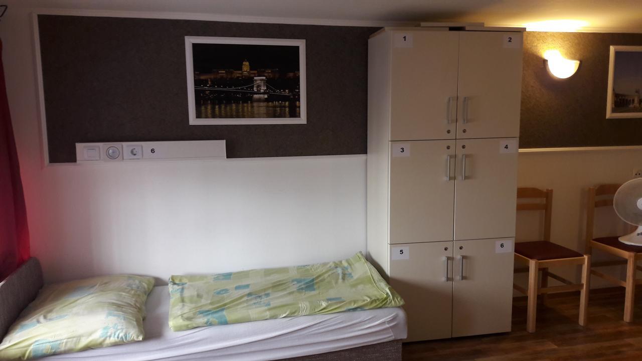 Opera Hostel Budapest Eksteriør billede