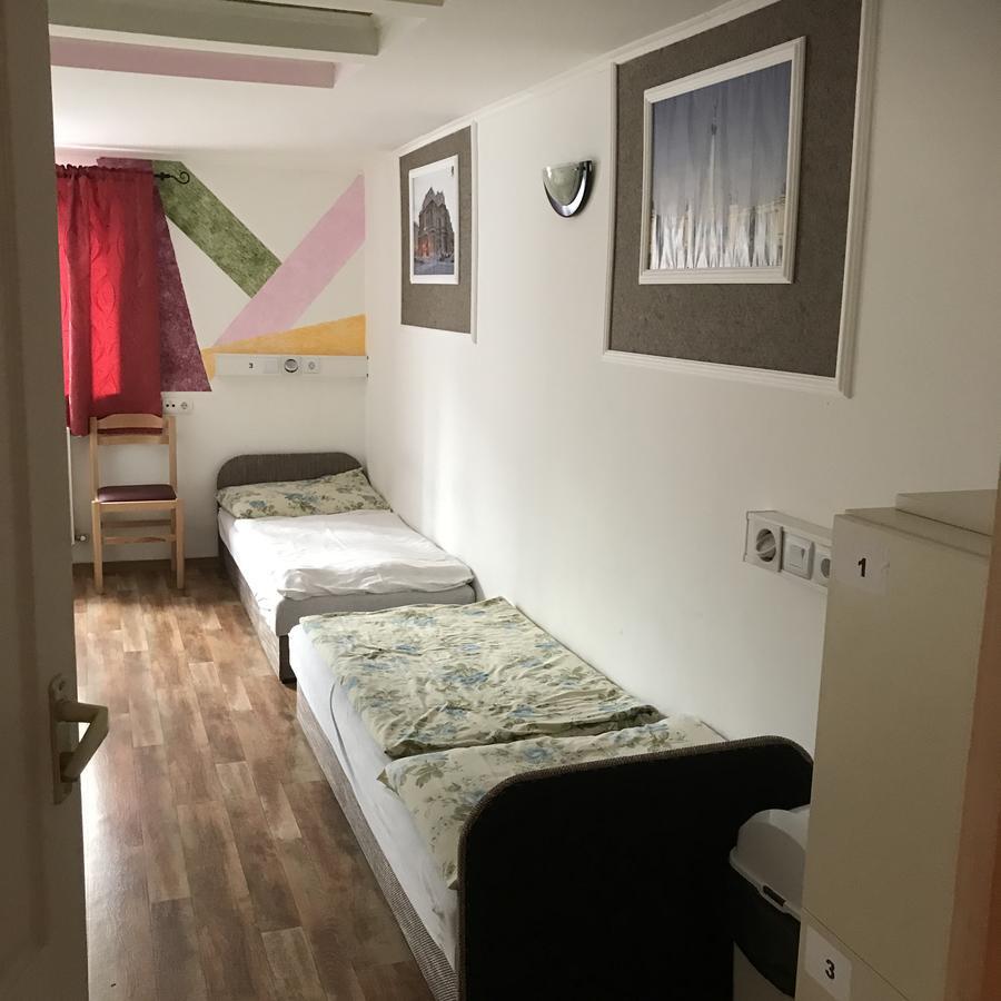 Opera Hostel Budapest Eksteriør billede